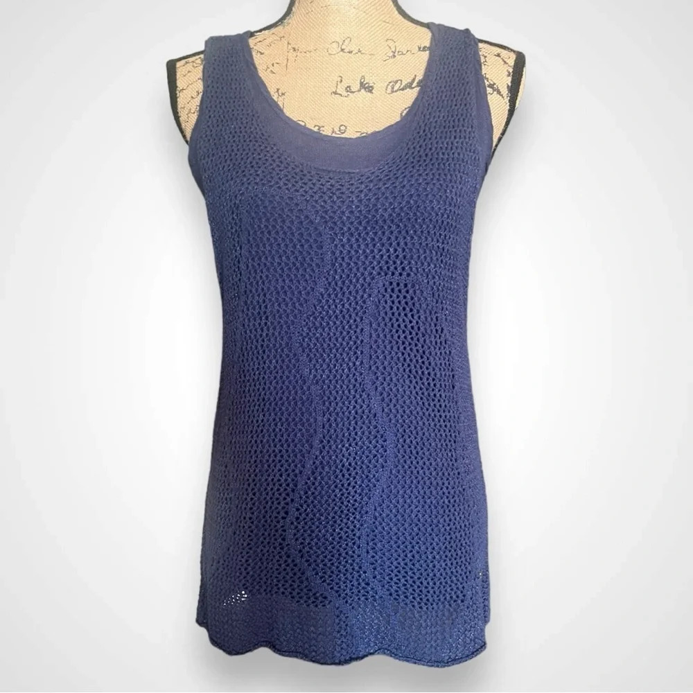 DONNA KARAN Women's Navy Blue Sleeveless Crochet and Knit Top‎ Small | NWT